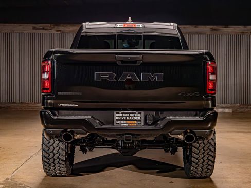 Used 2025 RAM 1500 Big Horn image 8