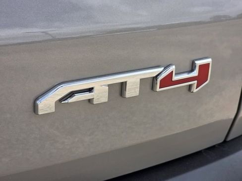 New 2026 GMC Acadia AT4 image 8