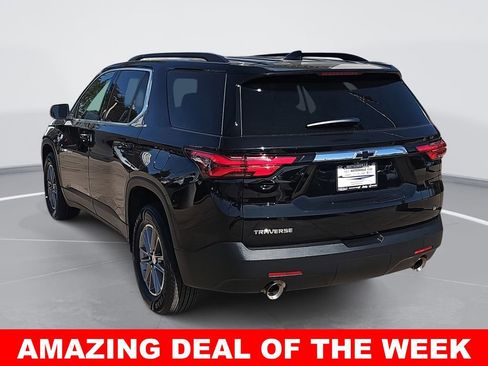 Used 2023 Chevrolet Traverse LT image 5