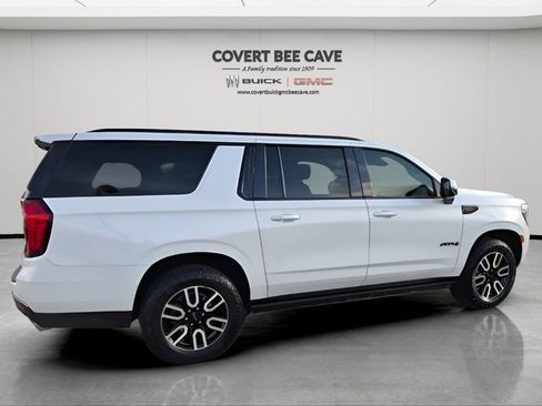Used 2024 GMC Yukon XL AT4 w/ AT4 Premium Plus Package image 10