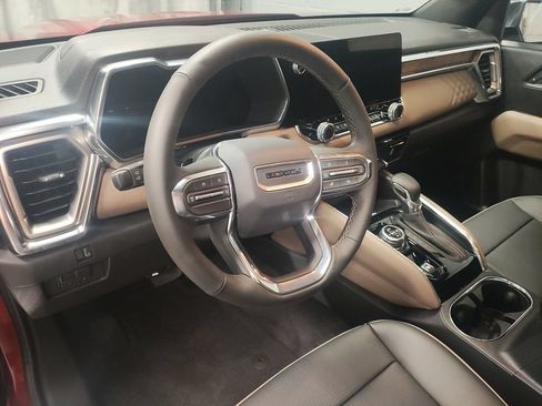 Used 2026 GMC Canyon Denali AWD/4WD image 22