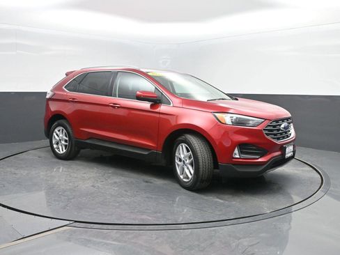 Used 2022 Ford Edge SEL w/ Convenience Package image 4