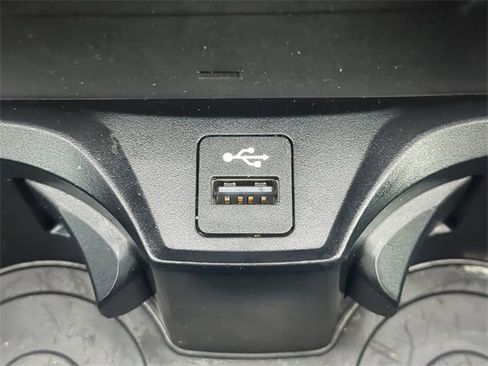 Used 2025 BMW 330i Sedan image 25