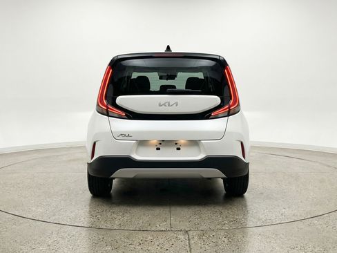 Used 2025 Kia Soul LX w/ LX Technology Package image 7