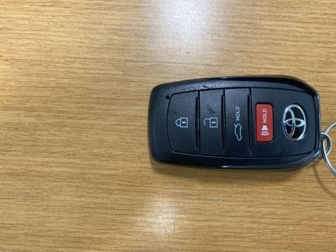 Used 2026 Toyota Camry XLE w/ Premium Package AWD/4WD image 36