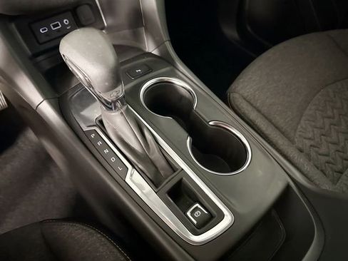 Used 2024 Chevrolet Equinox LT FWD image 41