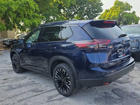 New 2026 Nissan Rogue Dark Armor FWD image 5