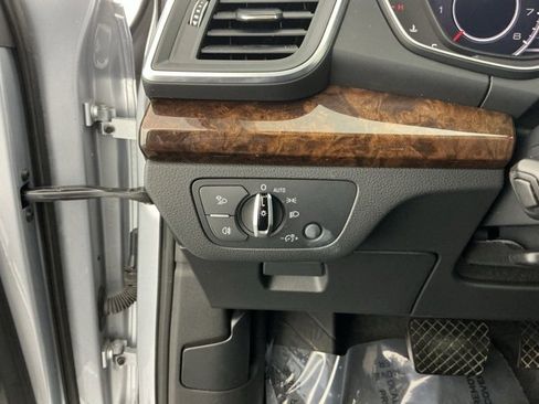Used 2018 Audi Q5 2.0T Premium Plus image 27