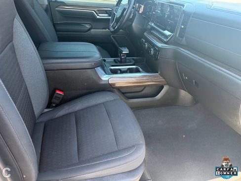Certified 2025 Chevrolet Silverado 1500 LT w/ Convenience Package II AWD/4WD image 12