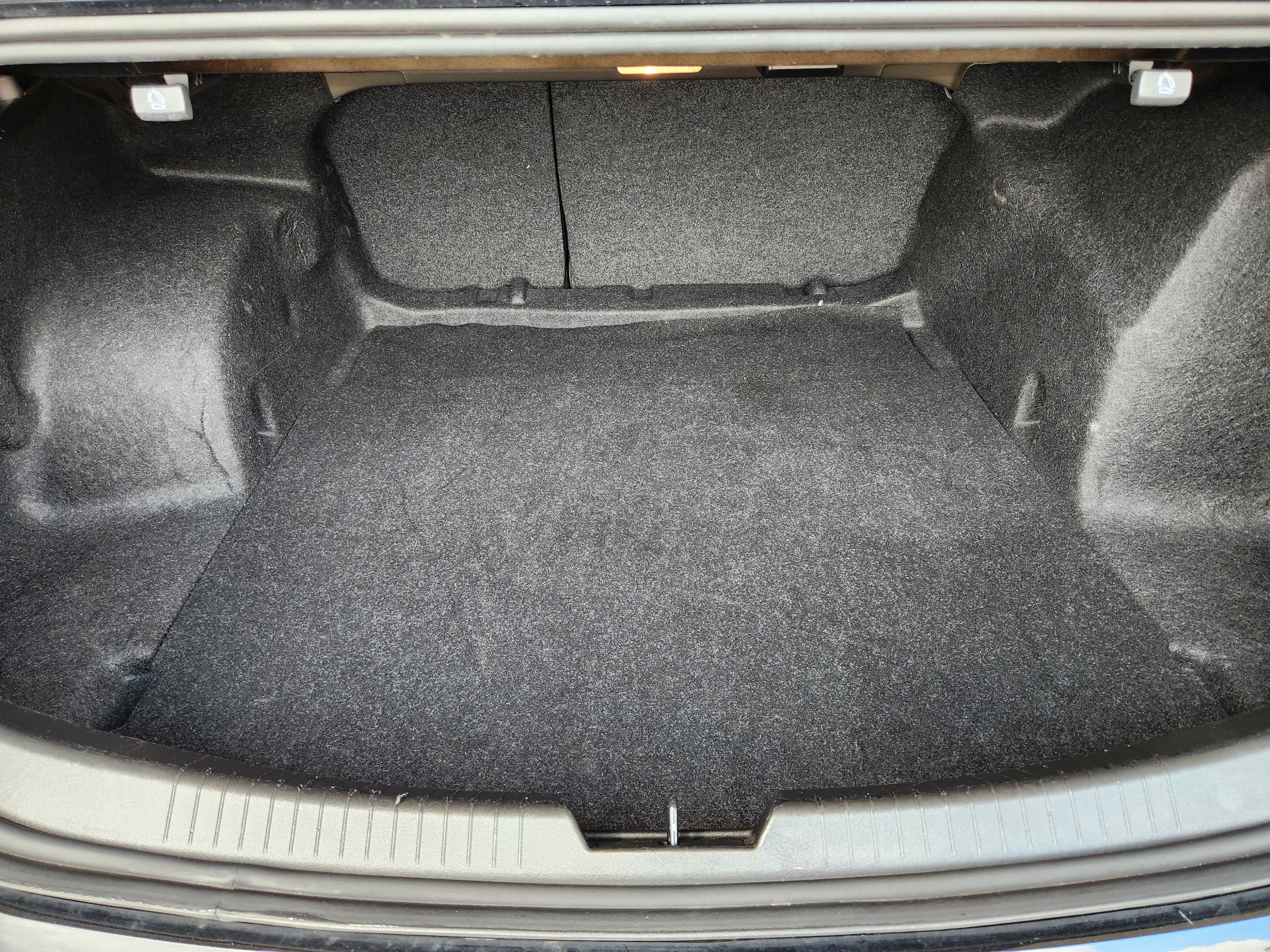 Certified 2025 Chevrolet Malibu LT FWD image 35