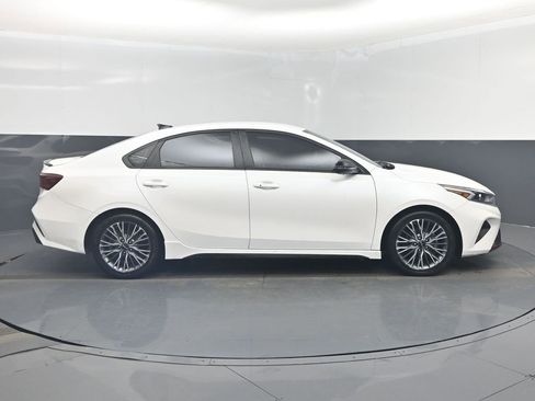 Certified 2024 Kia Forte GT-Line image 35