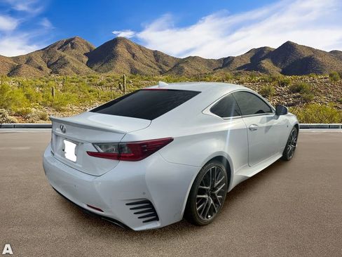 Used 2016 Lexus RC 200t image 4