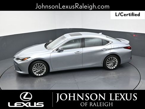 Certified 2023 Lexus ES 300h Ultra Luxury w/ Accessory Package (Z2) image 30