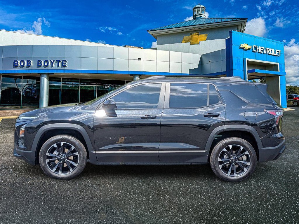 Used 2026 Chevrolet Equinox RS w/ Convenience Package III FWD image 8