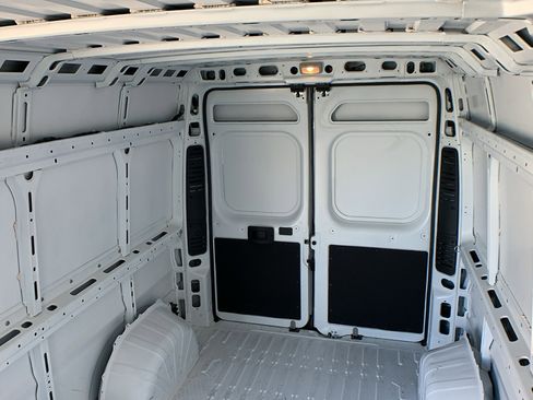 Used 2023 RAM ProMaster 2500 image 24
