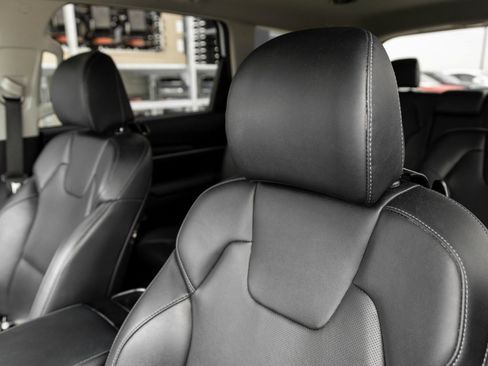 Used 2024 Kia Telluride S image 22