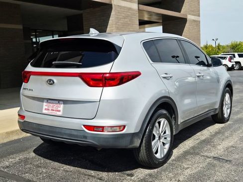 Used 2019 Kia Sportage LX image 6