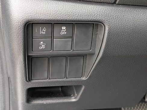 Used 2017 Honda CR-V EX image 11
