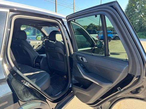 Used 2022 BMW X5 sDrive40i w/ Premium Package RWD image 15