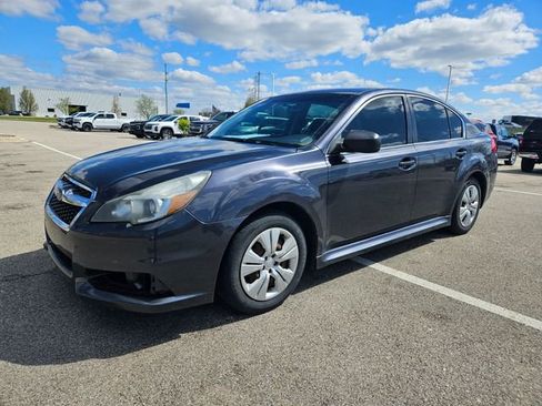 Used 2013 Subaru Legacy 2.5i AWD/4WD image 3