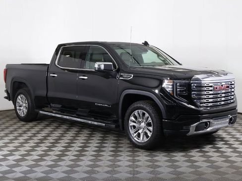 Used 2024 GMC Sierra 1500 Denali image 2