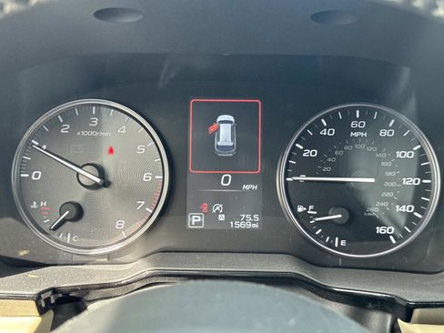 Used 2025 Subaru Outback Premium image 20