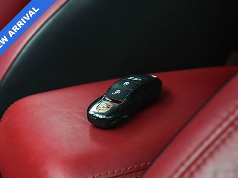 Used 2017 Porsche Macan GTS image 19