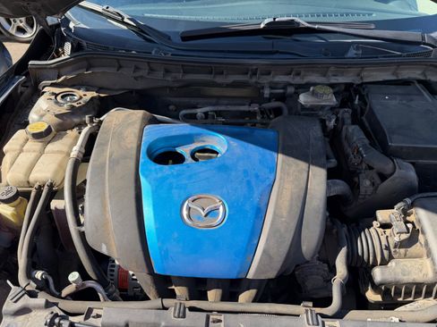 Used 2012 MAZDA MAZDA3 i Touring FWD image 12