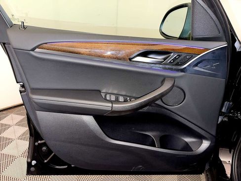 Certified 2023 BMW X3 xDrive30i w/ Convenience Package image 11