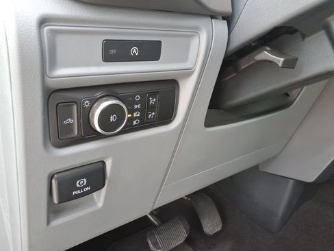 Certified 2025 Ford F150 XLT w/ Equipment Group 301A Standard RWD image 21
