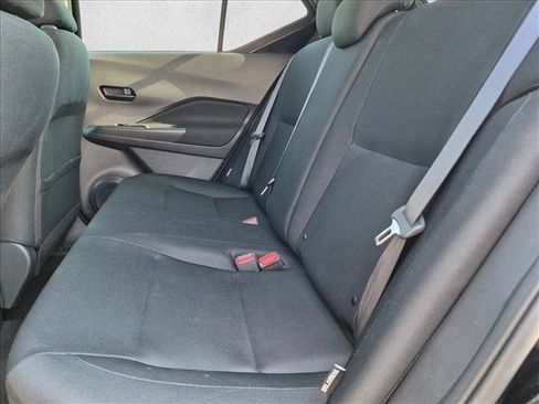 Used 2023 Nissan Kicks S FWD image 17