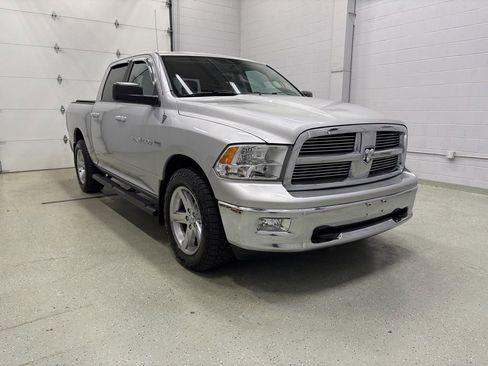 Used 2012 RAM 1500 Big Horn w/ Remote Start & Security Group image 2