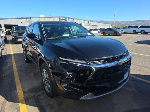 Used 2025 Chevrolet Blazer LT AWD/4WD image 6