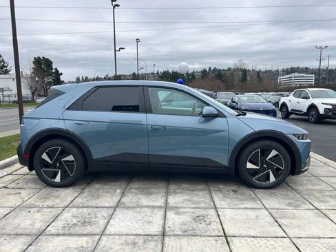 New 2026 Hyundai Ioniq 5 SEL image 9