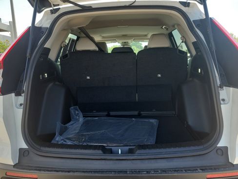 Used 2024 Honda CR-V EX image 12