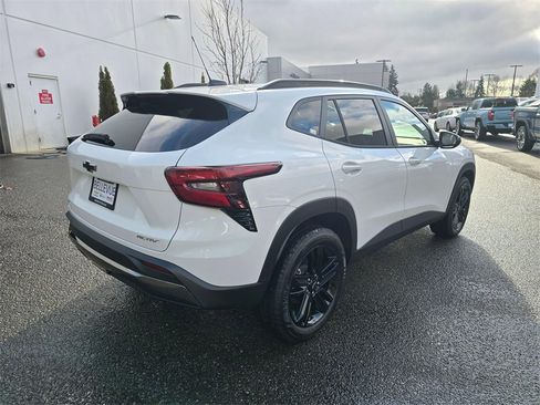 New 2026 Chevrolet Trax ACTIV image 5