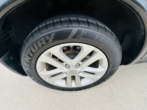 Used 2013 Nissan Juke SV FWD image 27