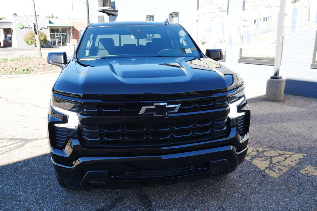 New 2026 Chevrolet Silverado 1500 RST w/ Dark Appearance Package AWD/4WD image 2