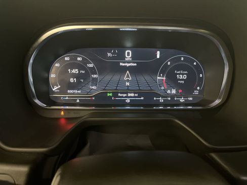 Used 2024 GMC Yukon XL SLT image 17