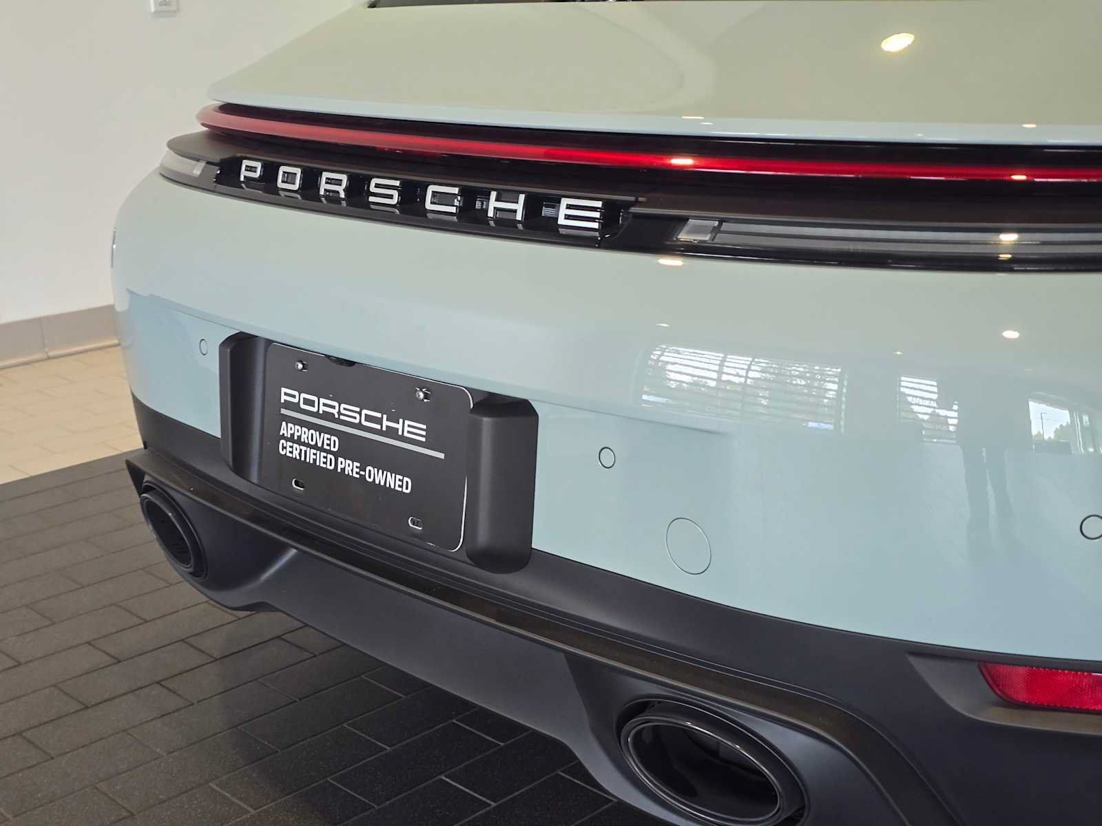 Used 2025 Porsche 911 Carrera S RWD image 14