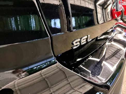 New 2026 Volkswagen Taos SEL image 26