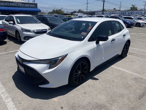 Used 2021 Toyota Corolla SE w/ Carpet Mat Package (TMS) FWD image 2