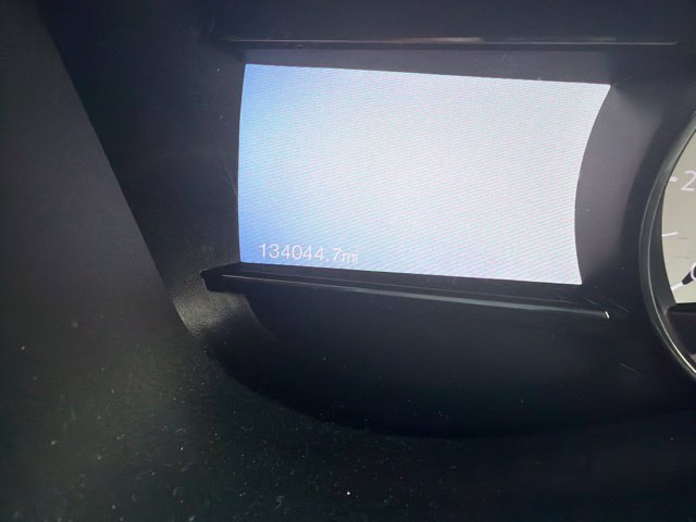 Used 2017 Ford Explorer XLT w/ Equipment Group 202A FWD image 5