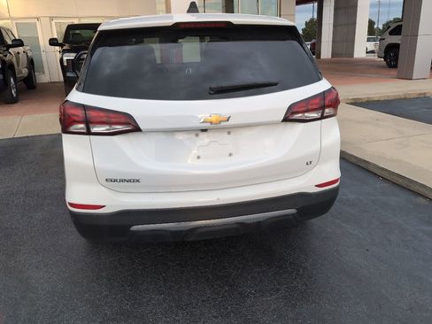 Used 2024 Chevrolet Equinox LT FWD image 4