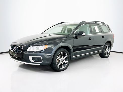 Used 2012 Volvo XC70 T6 image 3