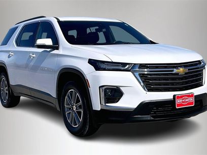 Used 2023 Chevrolet Traverse LT