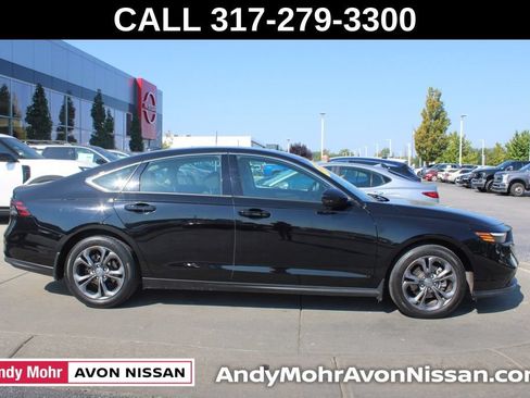 Used 2023 Honda Accord EX image 6