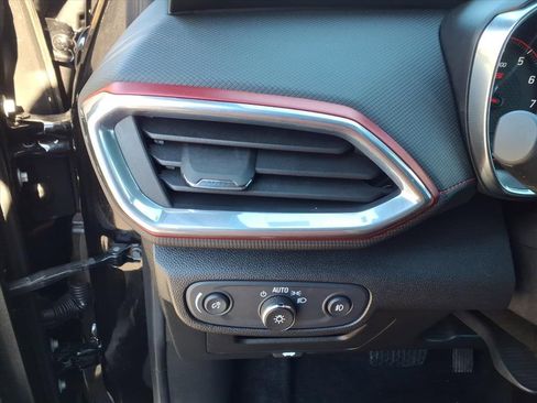 Used 2023 Chevrolet TrailBlazer RS w/ Convenience Package image 23