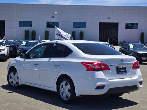 Used 2019 Nissan Sentra S FWD image 5