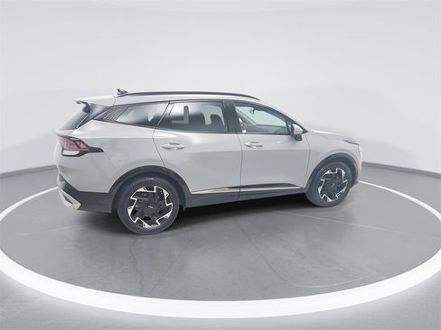 Used 2024 Kia Sportage SX image 7